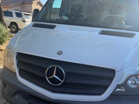 Used 2015 Mercedes-Benz Sprinter 3500 image 6