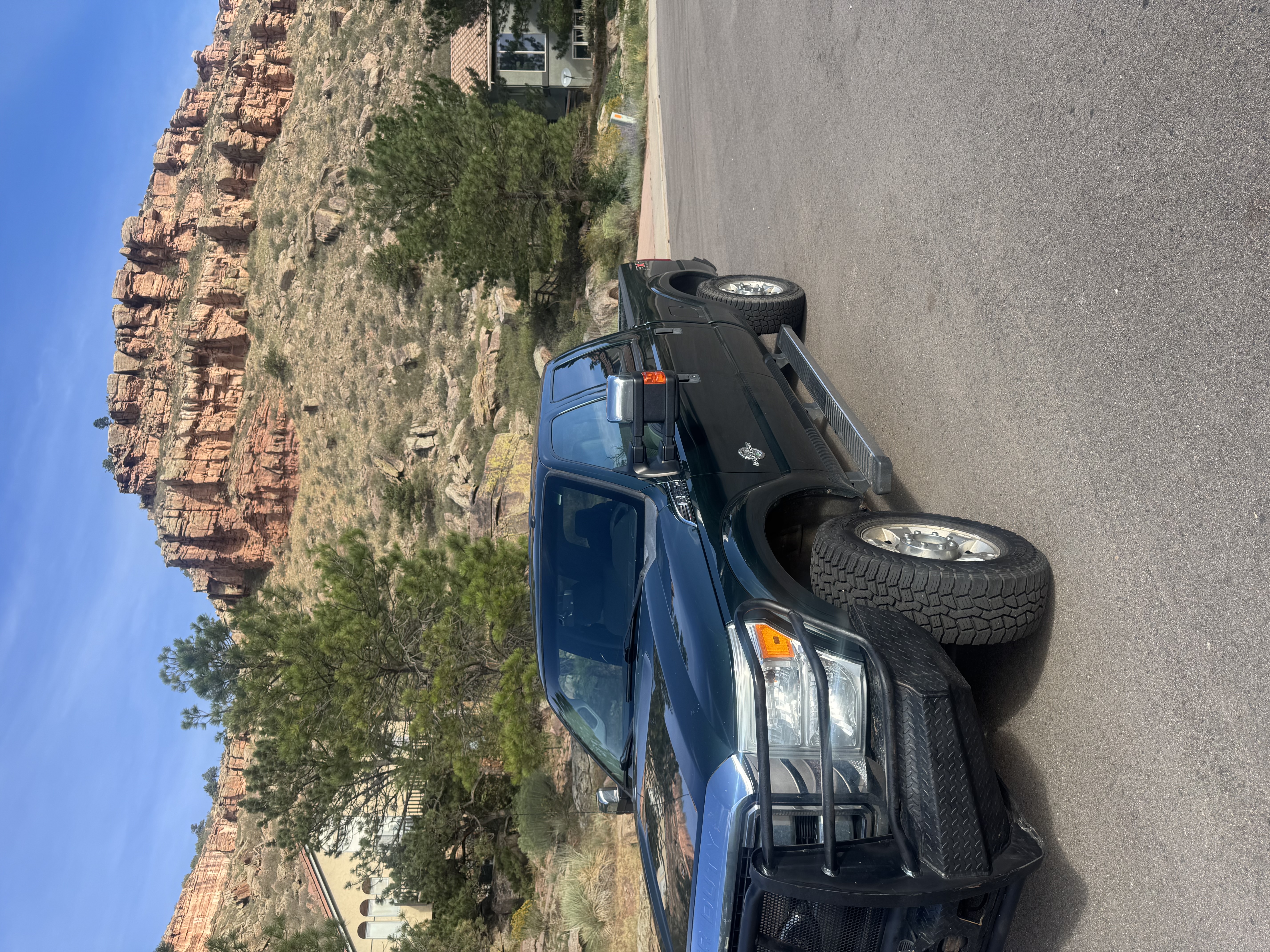 Used 2011 Ford F250 XLT w/ XLT Premium Pkg AWD/4WD image 1