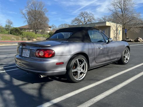 Used 2004 MAZDA MX-5 Miata MAZDASPEED image 4