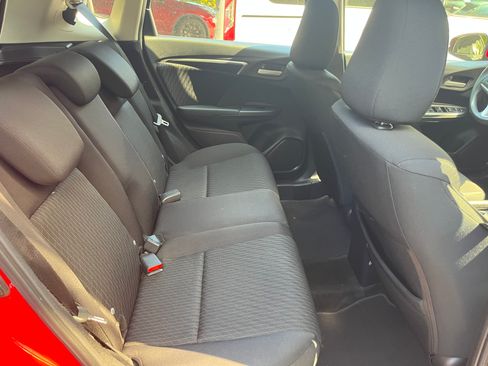 Used 2018 Honda Fit EX image 11