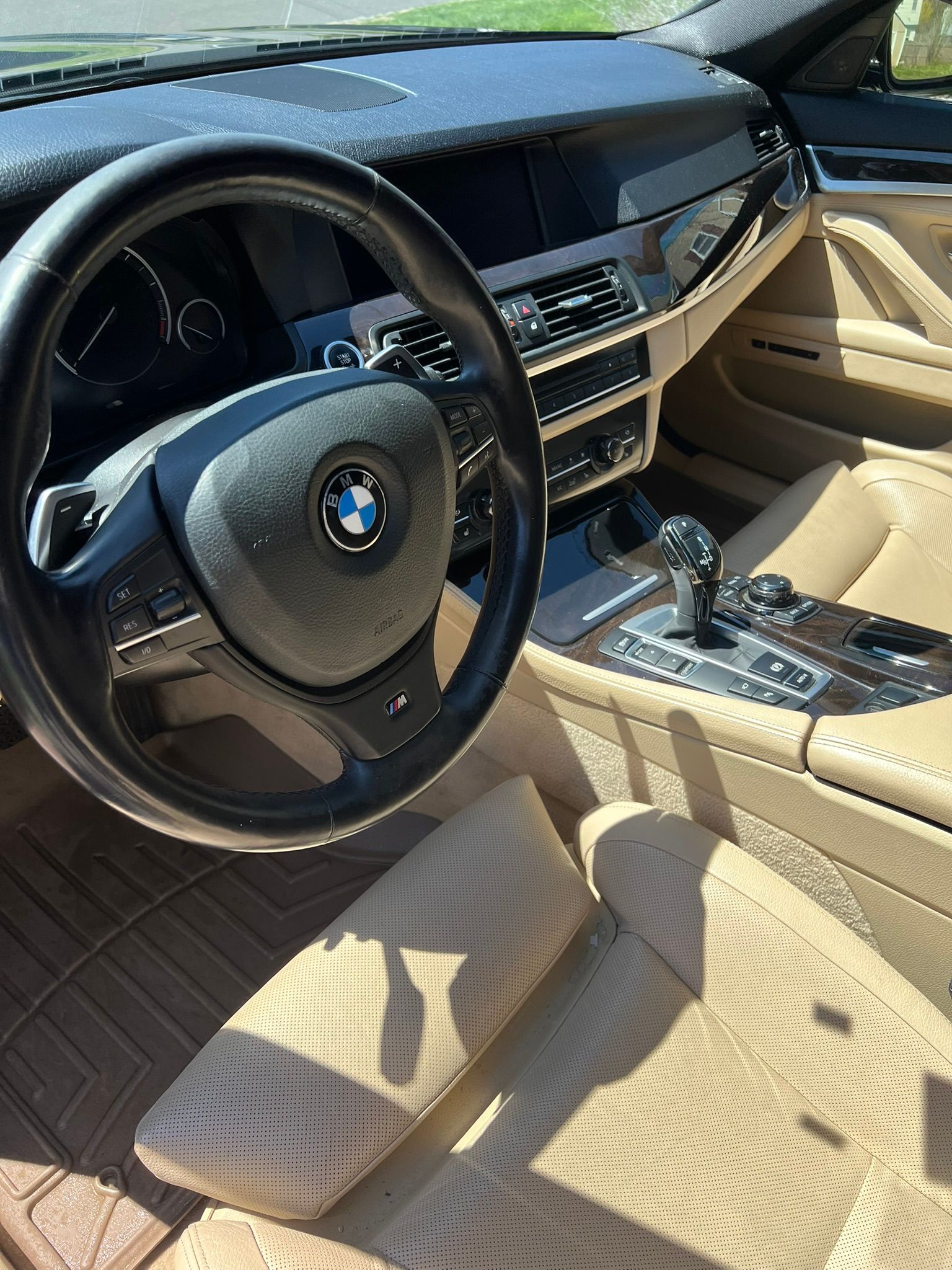 Used 2013 BMW 550i Sedan RWD image 14
