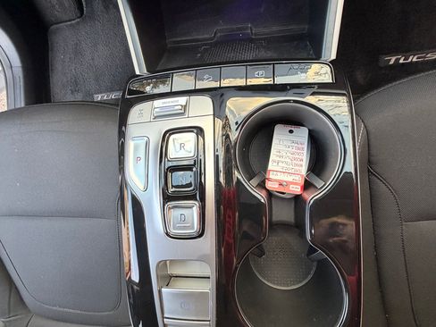 Used 2022 Hyundai Tucson SEL image 22