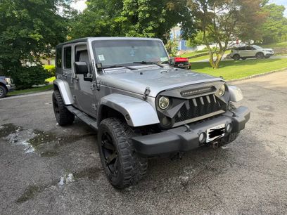 Used 2013 Jeep Wrangler Unlimited Sahara w/ Dual Top Group