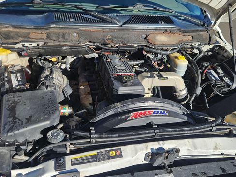 Used 2006 Dodge Ram 2500 Truck SLT image 25