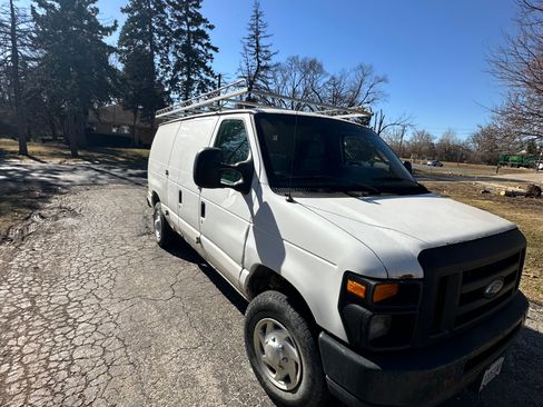 Used 2011 Ford E-350 and Econoline 350 Super Duty w/ Commercial Cargo Van Pkg image 2