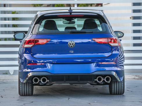 Used 2025 Volkswagen Golf w/ Euro Style Package image 16