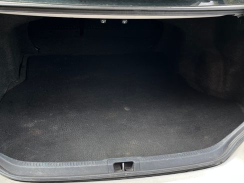 Used 2016 Toyota Camry SE image 11