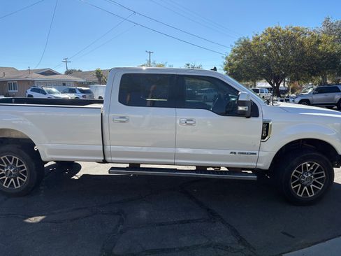 Used 2019 Ford F350 Lariat w/ Lariat Ultimate Package image 9