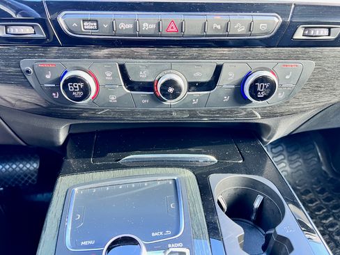 Used 2018 Audi Q7 3.0T Premium Plus image 23