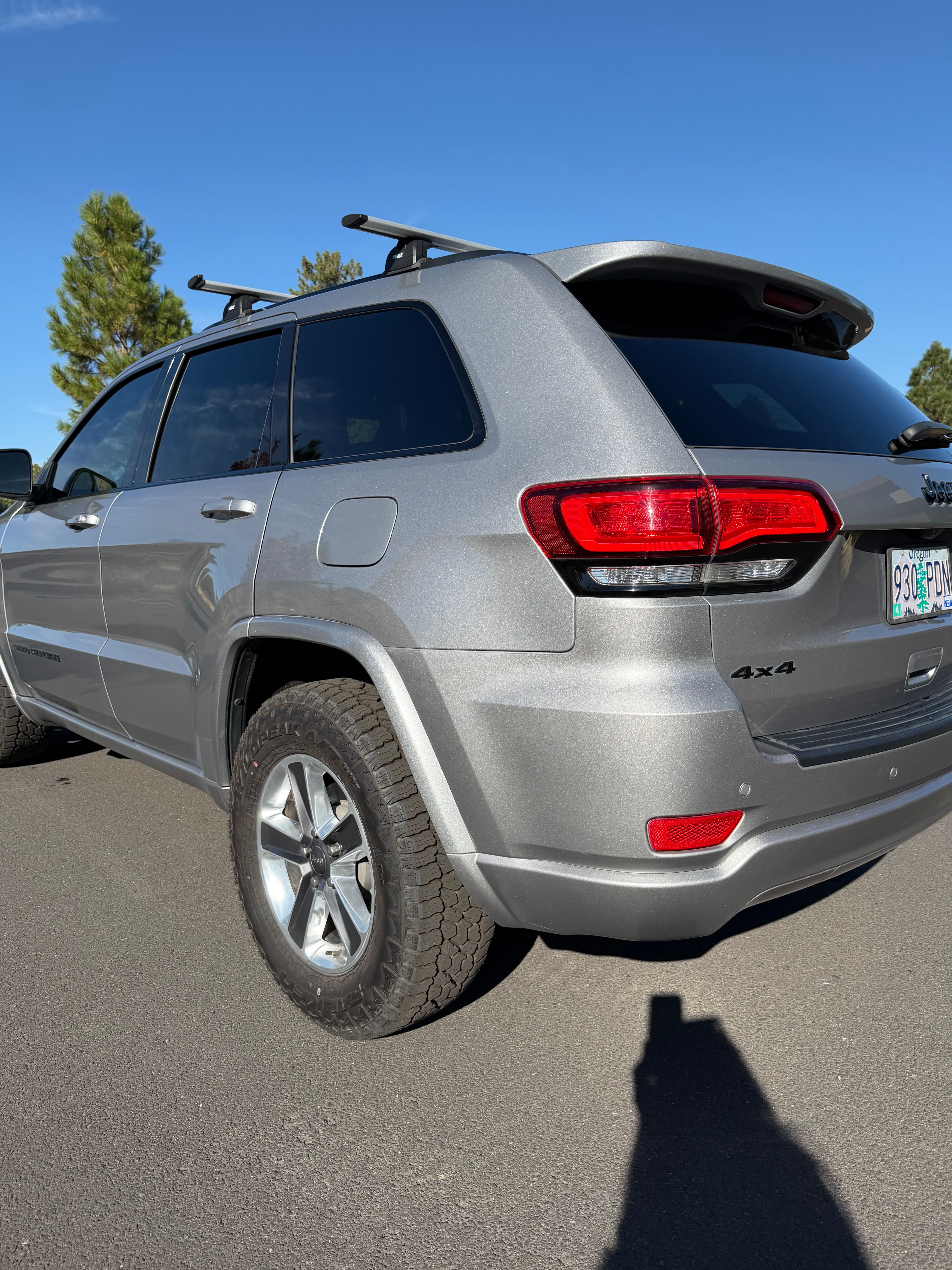 Used 2019 Jeep Grand Cherokee Altitude AWD/4WD image 8