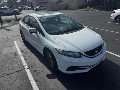 Used 2014 Honda Civic EX image 4