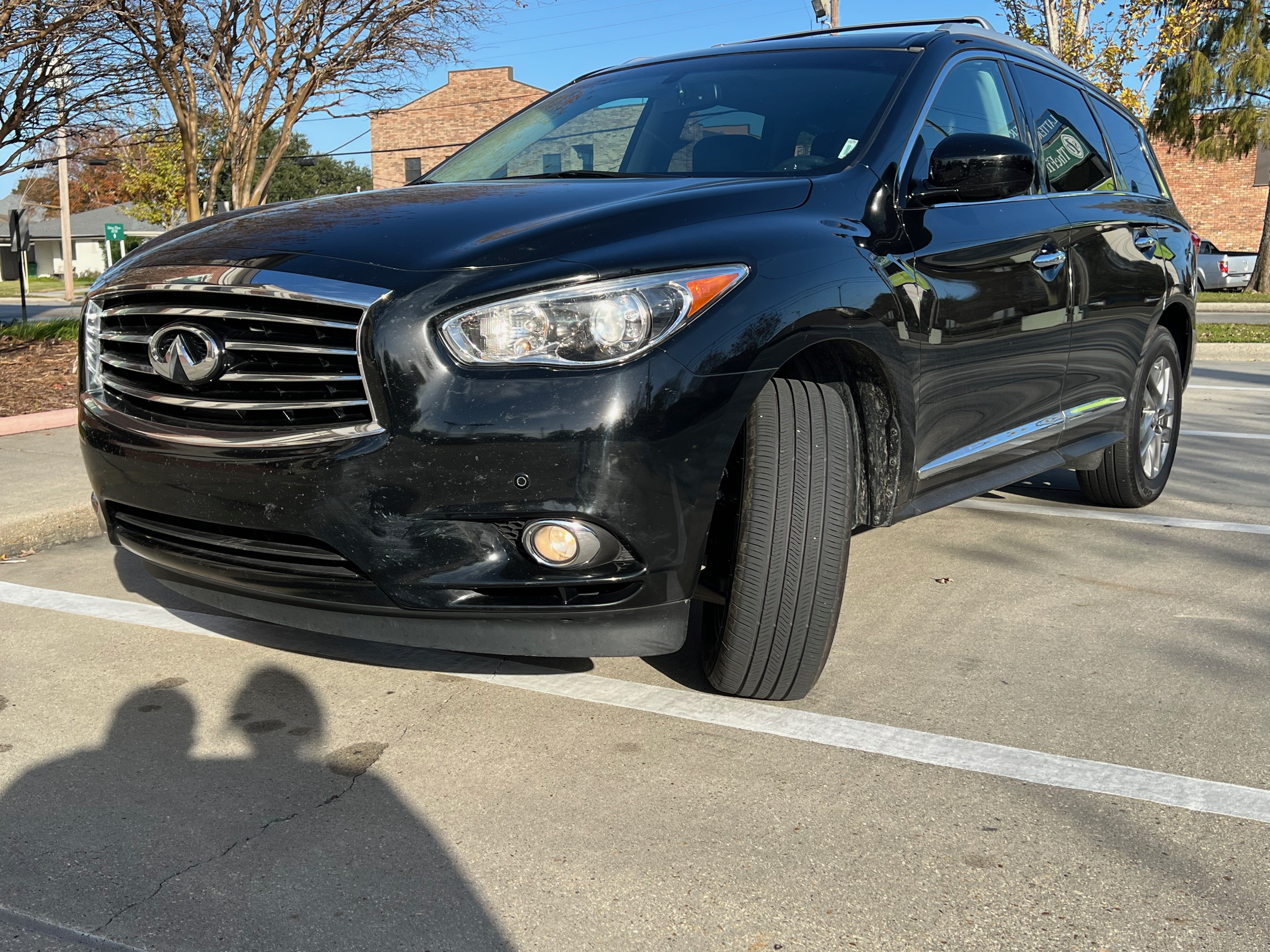 Used 2013 INFINITI JX35 FWD w/ Premium Pkg image 1