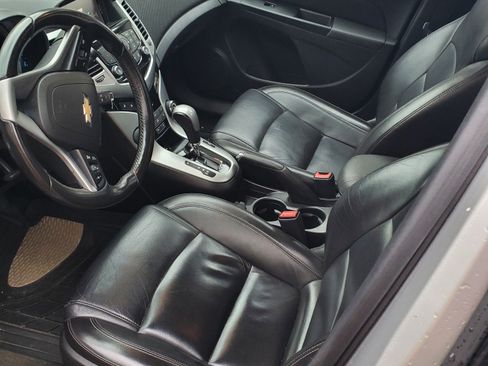 Used 2013 Chevrolet Cruze LT image 12