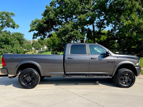 Used 2018 RAM 2500 Lone Star w/ Sport Appearance Group AWD/4WD image 12