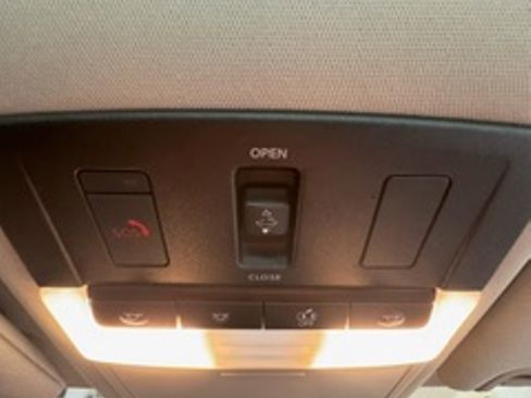 Used 2022 Nissan Altima 2.5 SL FWD image 26