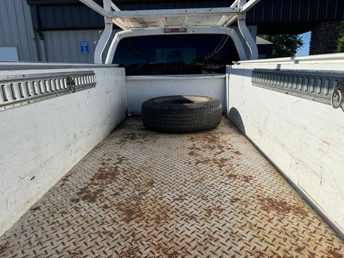 Used 2015 Ford F350 XLT AWD/4WD image 4