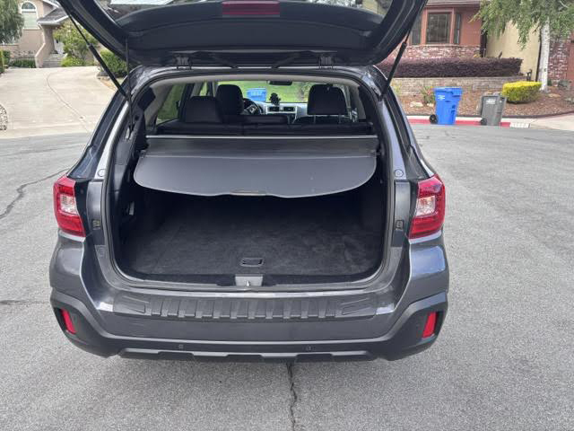 Used 2018 Subaru Outback 2.5i Limited AWD/4WD image 9