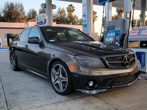 Used 2009 Mercedes-Benz C 63 AMG Sedan image 4