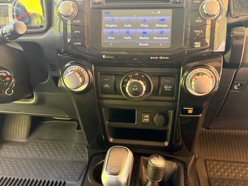 Used 2017 Toyota 4Runner TRD Pro AWD/4WD image 22