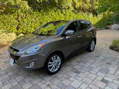Used 2012 Hyundai Tucson Limited w/ Premium Pkg