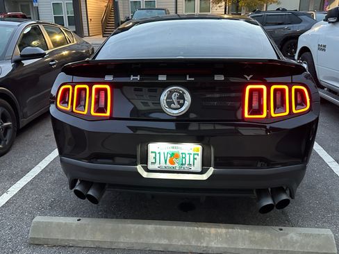 Used 2012 Ford Mustang Shelby GT500 w/ SVT Performance Pkg RWD image 4