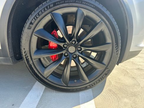 Used 2016 Tesla Model X P90D image 12