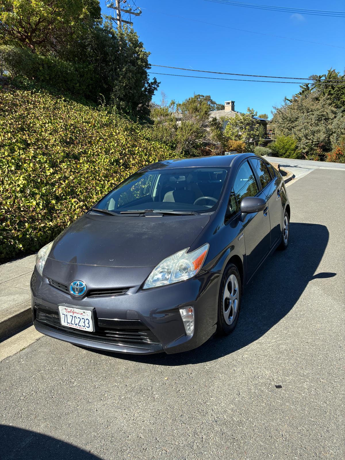 Used 2015 Toyota Prius Two w/ Preferred Accessory Package FWD image 1