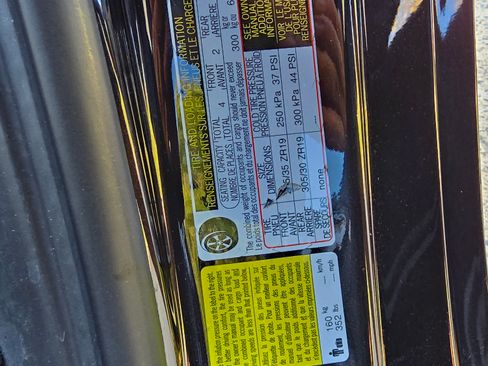 Used 2011 Porsche 911 Carrera 4S image 10