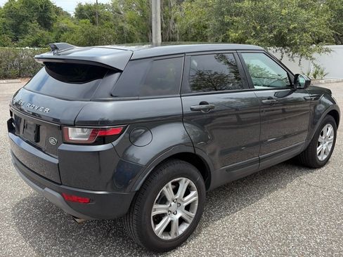 Used 2017 Land Rover Range Rover Evoque SE Premium AWD/4WD image 4