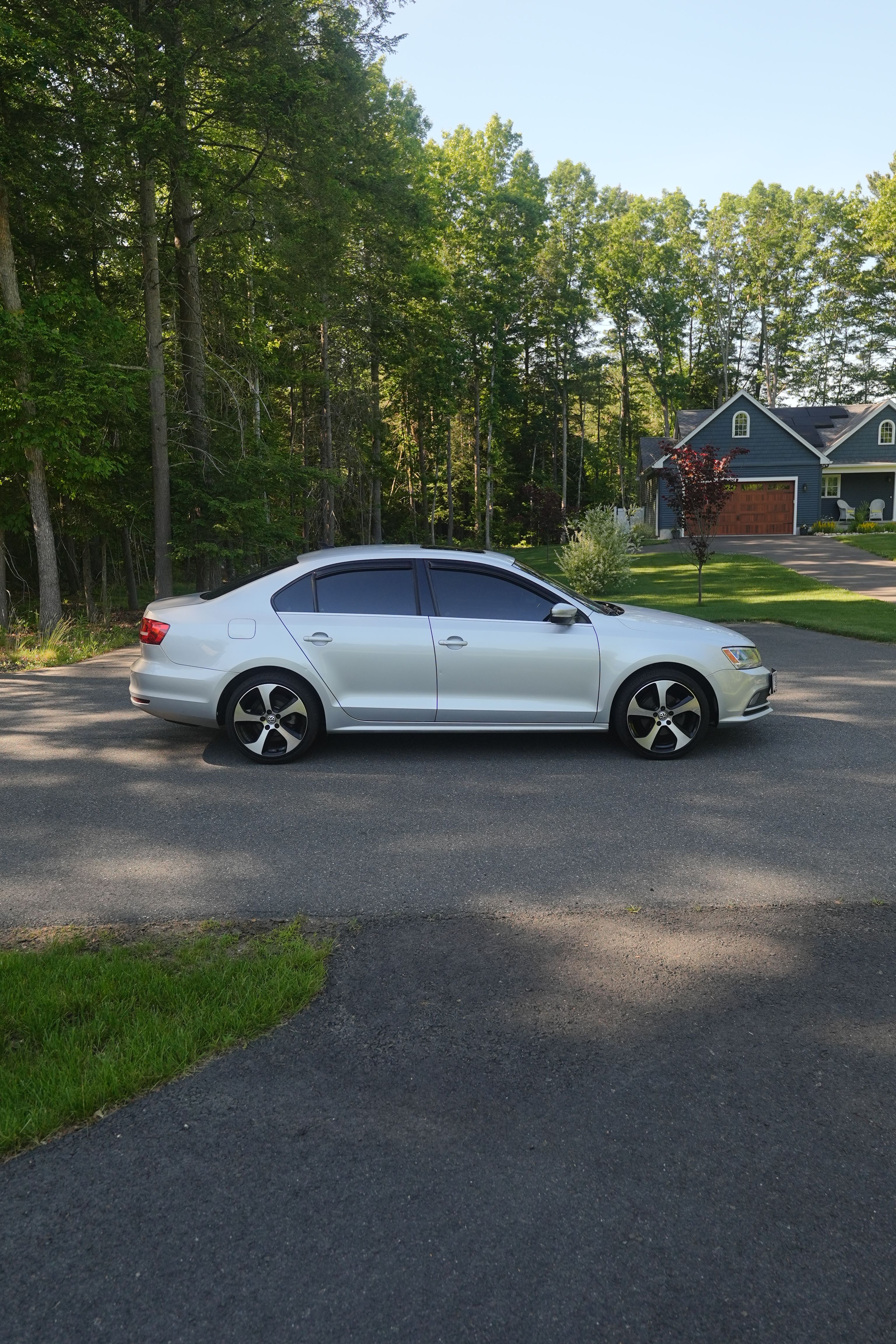 Used 2015 Volkswagen Jetta TDI SEL FWD image 10