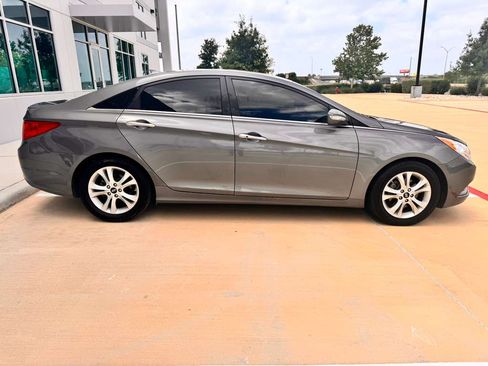 Used 2013 Hyundai Sonata Limited FWD image 4