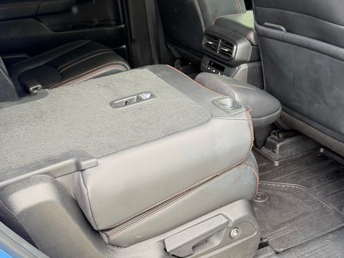 Used 2024 Honda Pilot TrailSport image 14