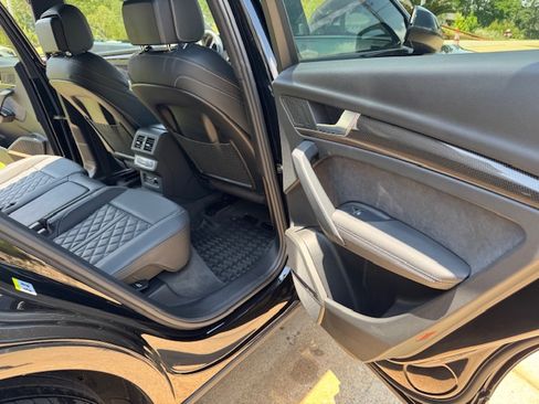 Used 2024 Audi SQ5 Premium Plus AWD/4WD image 12