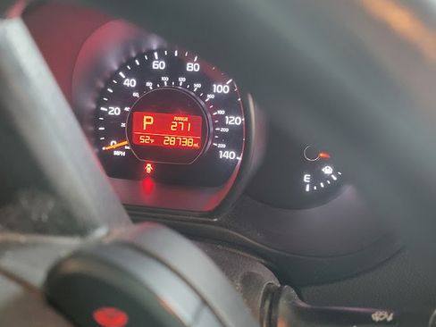 Used 2015 Kia Soul EV image 10