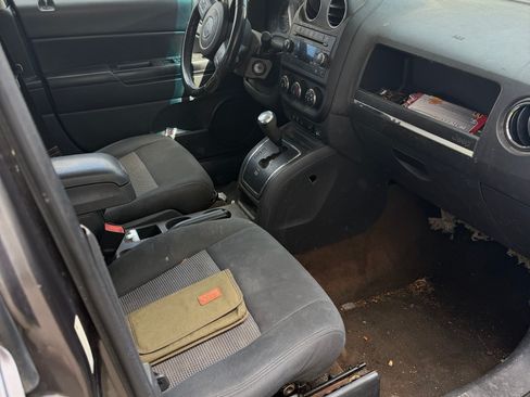Used 2014 Jeep Patriot Latitude w/ Mopar Trailer Tow Group AWD/4WD image 6