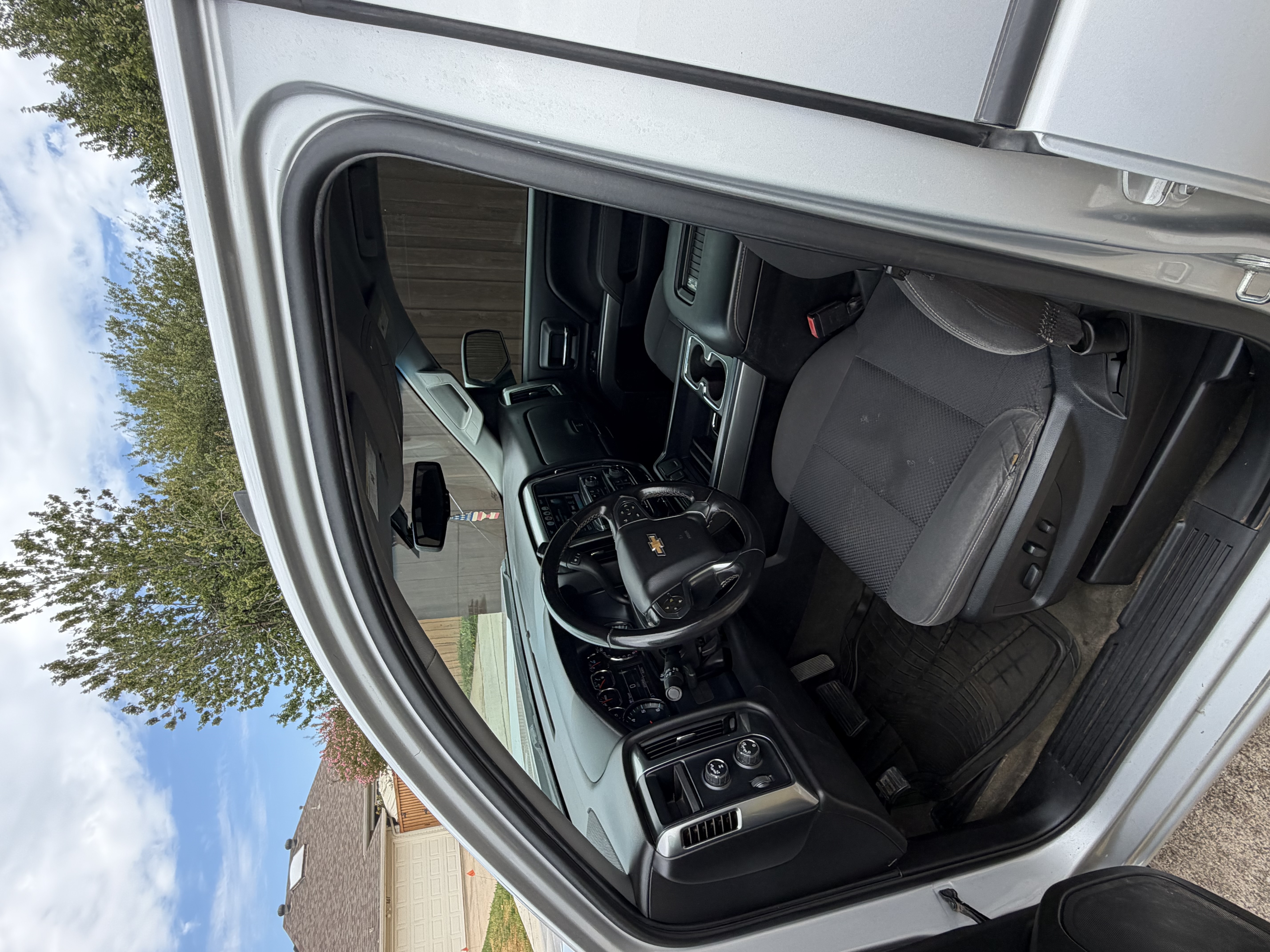Used 2018 Chevrolet Silverado 1500 LT w/ Trailering Package AWD/4WD image 20