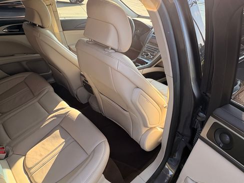 Used 2019 Lincoln MKZ Reserve w/ Reserve Plus Package FWD image 19