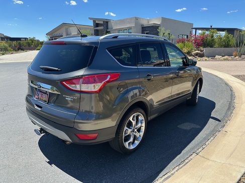 Used 2016 Ford Escape Titanium AWD/4WD image 8