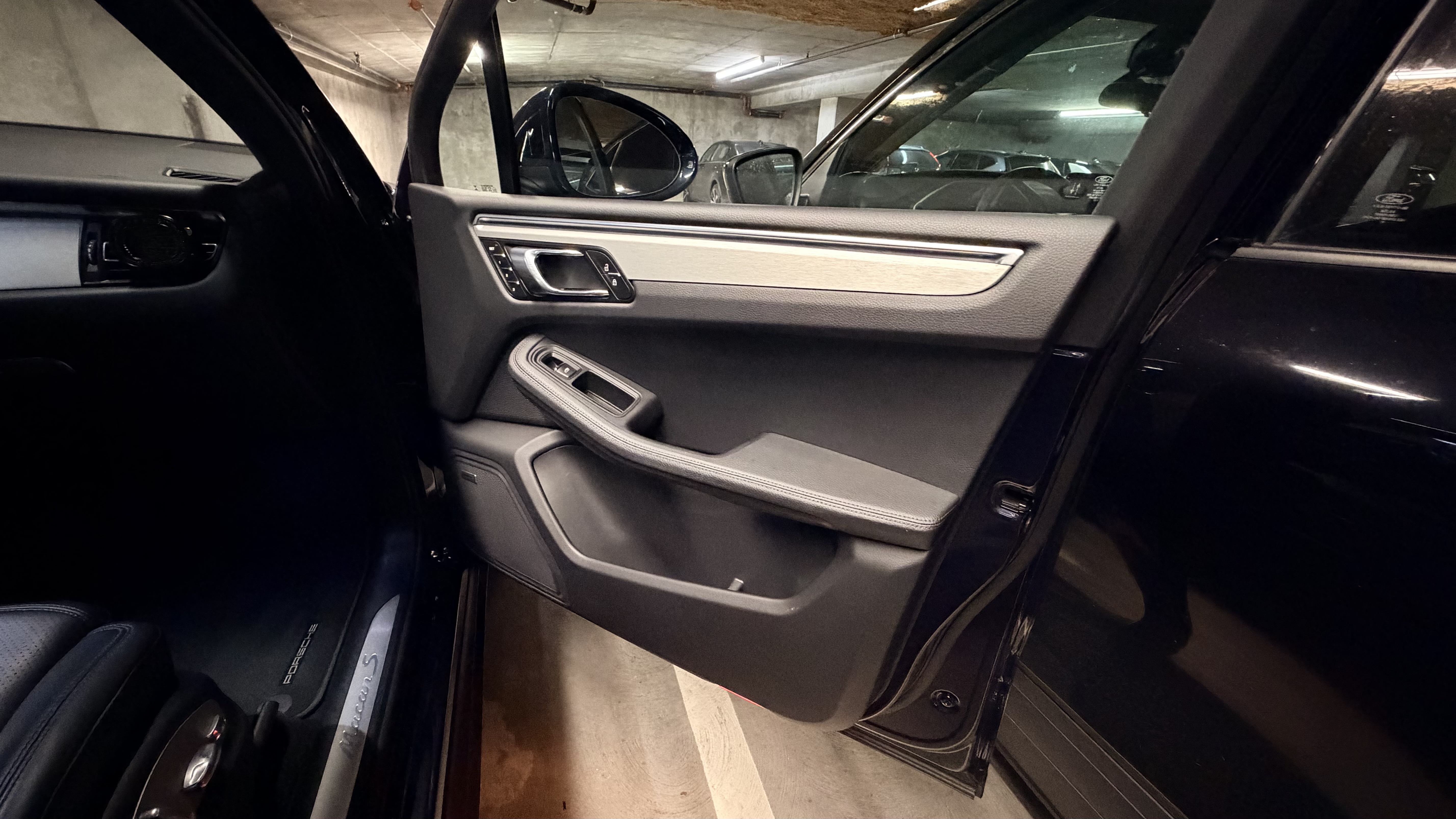 Used 2021 Porsche Macan S AWD/4WD image 20