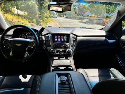 Used 2016 Chevrolet Suburban LTZ image 11