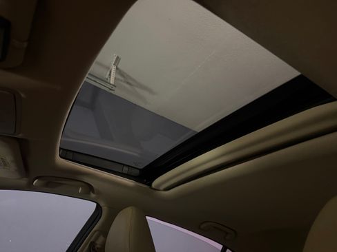 Used 2015 Acura TLX FWD image 11