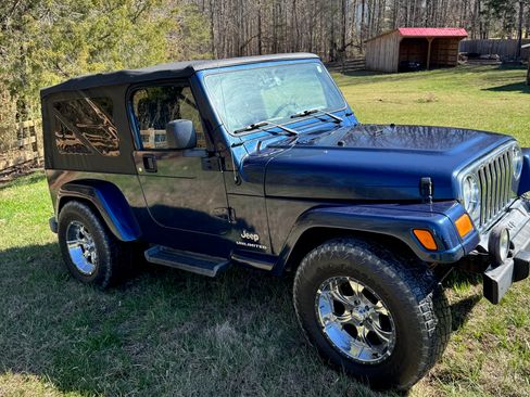 Used 2005 Jeep Wrangler Unlimited image 4