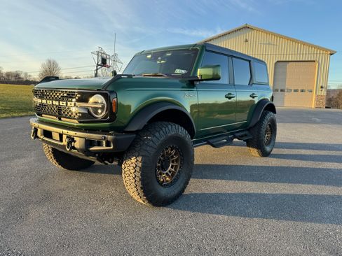 Used 2023 Ford Bronco Big Bend image 2