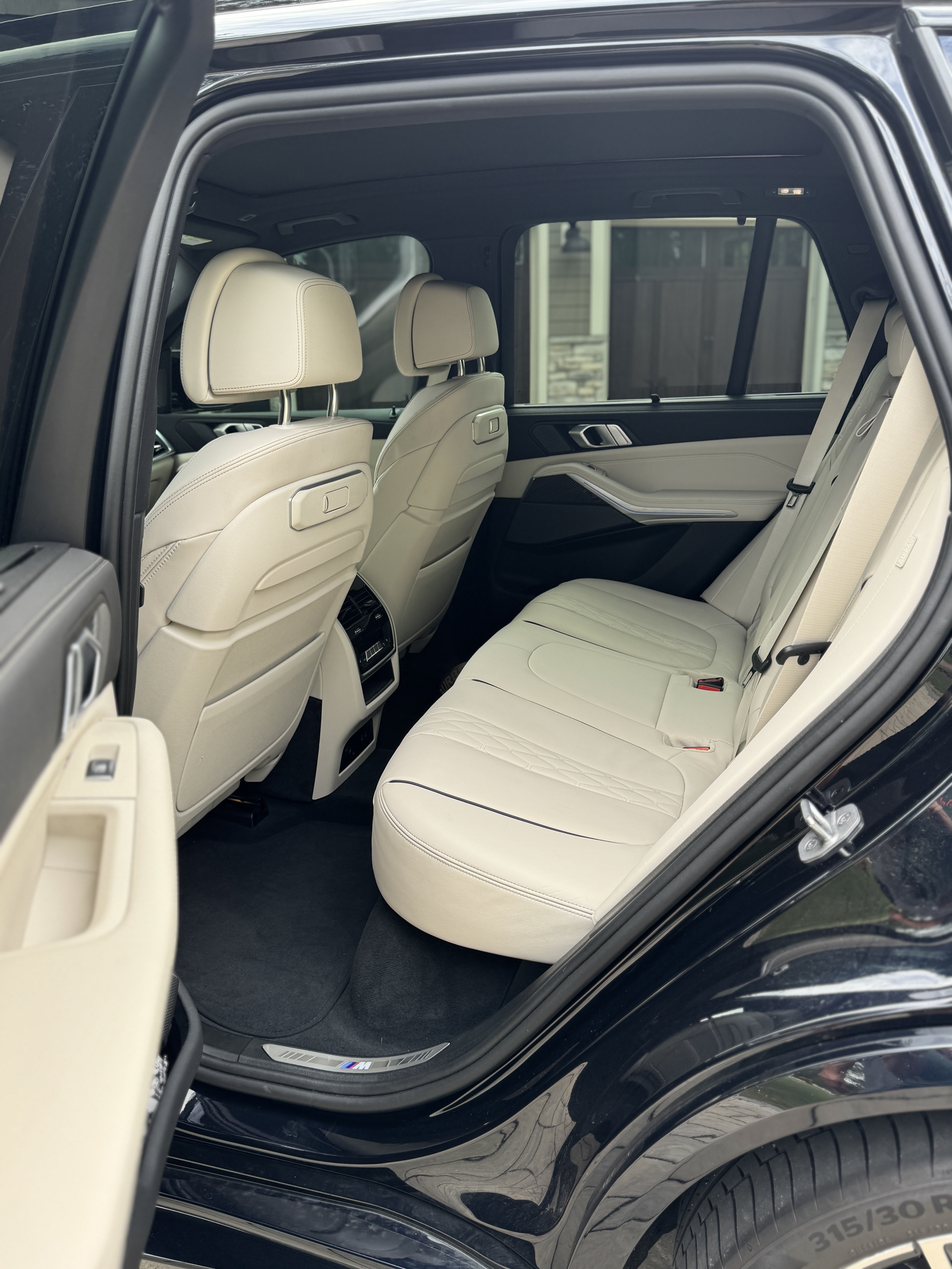 Used 2024 BMW X5 M60i w/ Executive Package AWD/4WD image 10