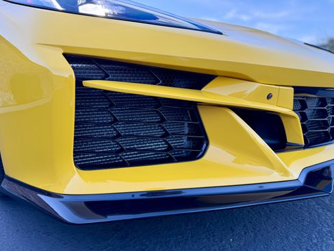 Used 2025 Chevrolet Corvette E-Ray image 28