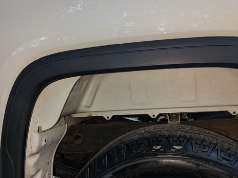 Used 2019 GMC Sierra 1500 4x4 Crew Cab w/ Convenience Package image 13