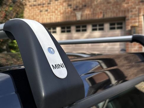Used 2010 MINI Cooper Clubman S image 15