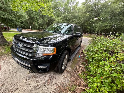 Used 2017 Ford Expedition EL Limited w/ Equipment Group 301A AWD/4WD image 1