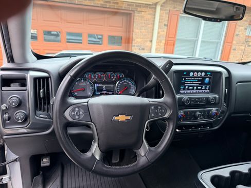 Used 2018 Chevrolet Silverado 1500 LT w/ All Star Edition image 13