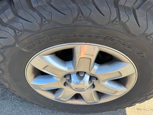 Used 2013 Ford F150 XLT w/ Luxury Equipment Group RWD image 9